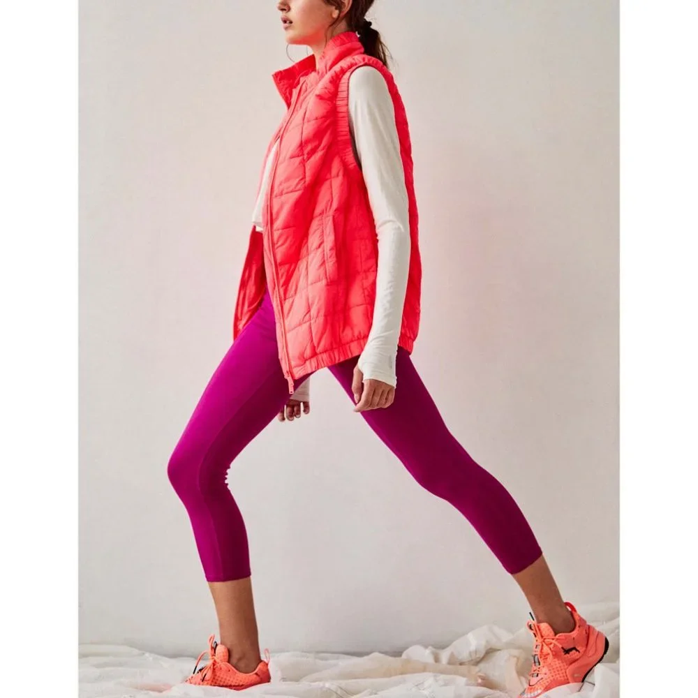 🎉LAST CHANCE🎉 LIKE NEW FP Movement Piper Packable Vest / Neon Coral - Picture 3 of 8